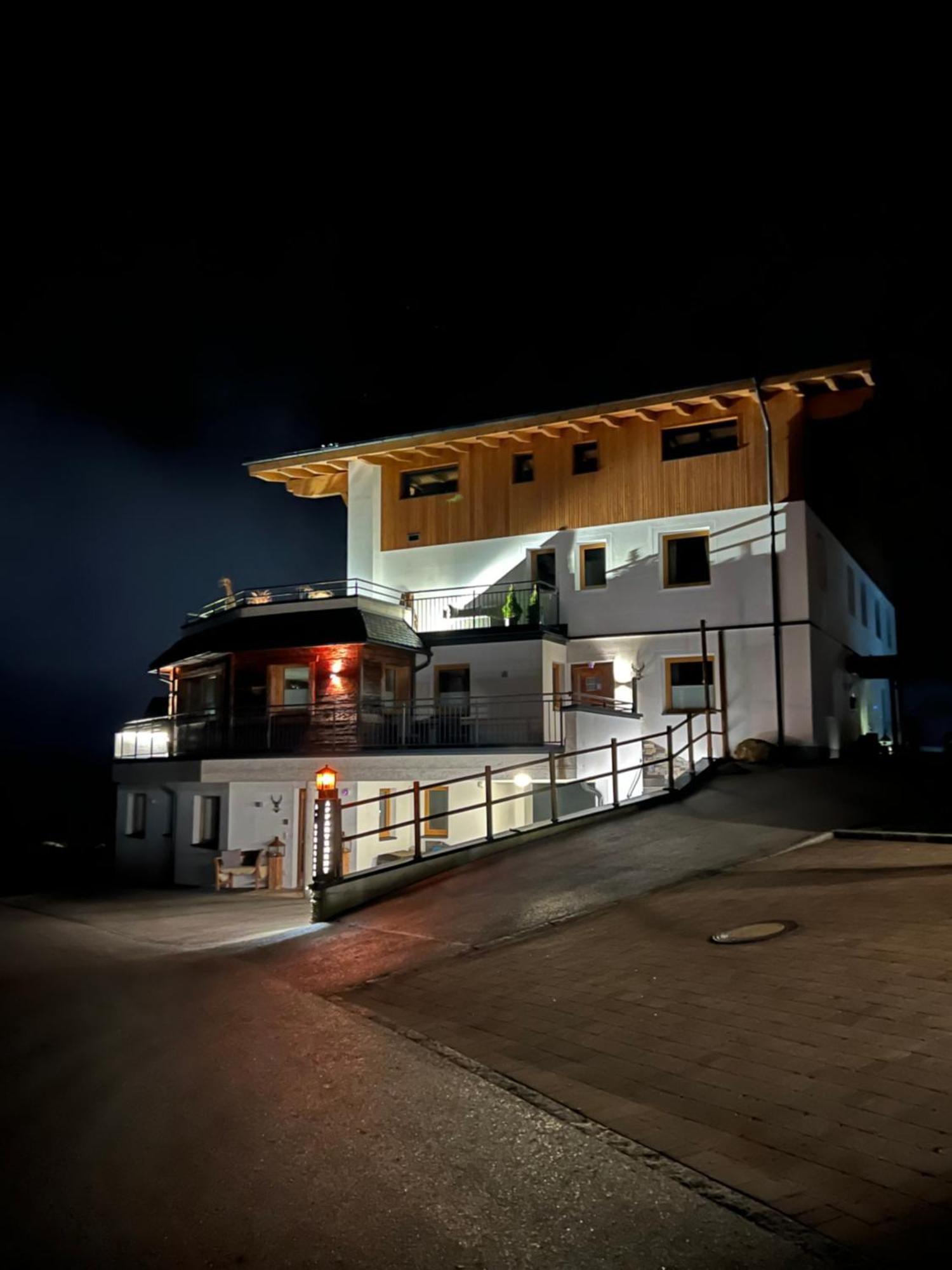 Luxus Ferienwohnung Almhuette Brixen im Thale Kültér fotó