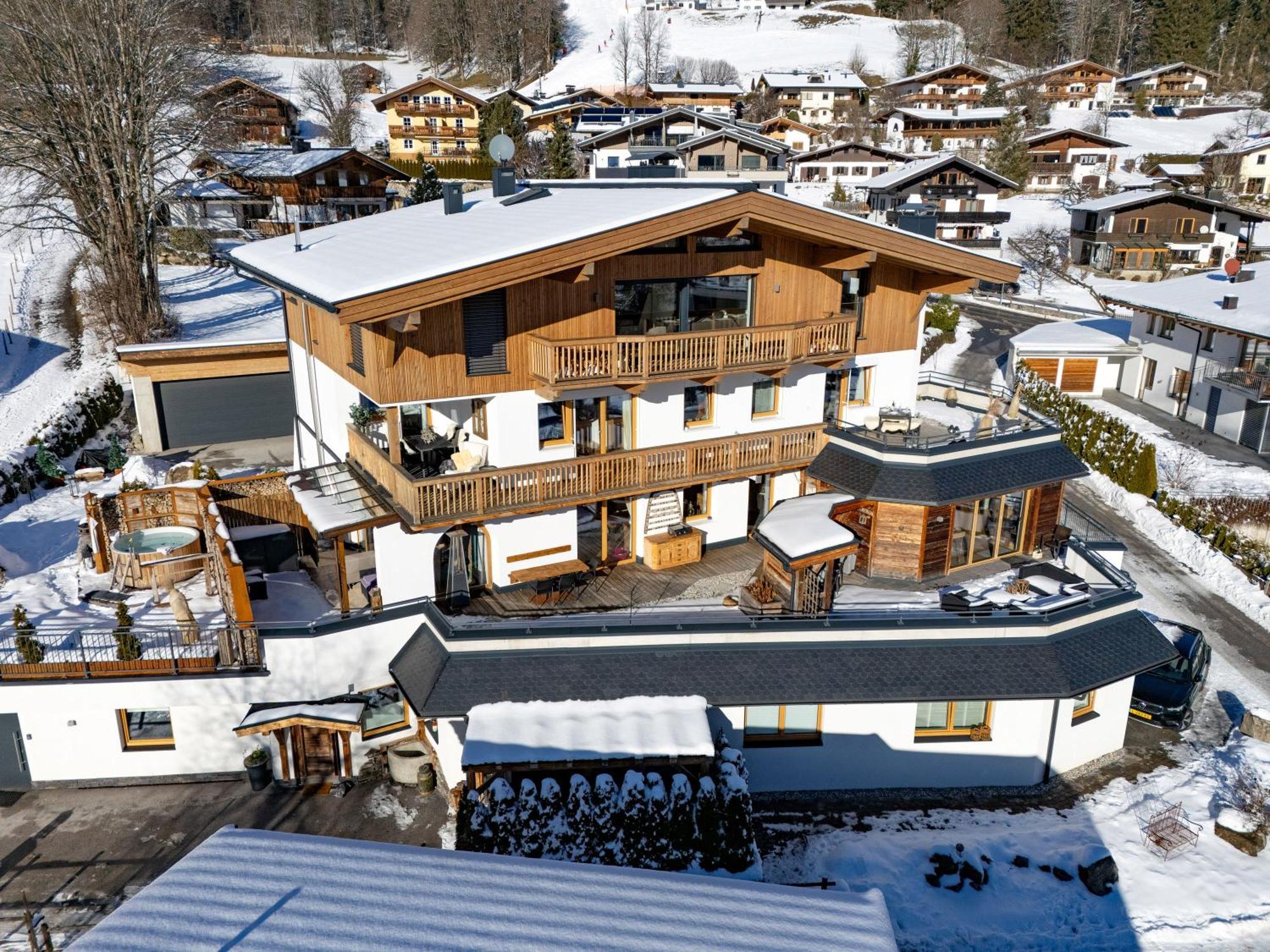 Luxus Ferienwohnung Almhuette Brixen im Thale Kültér fotó