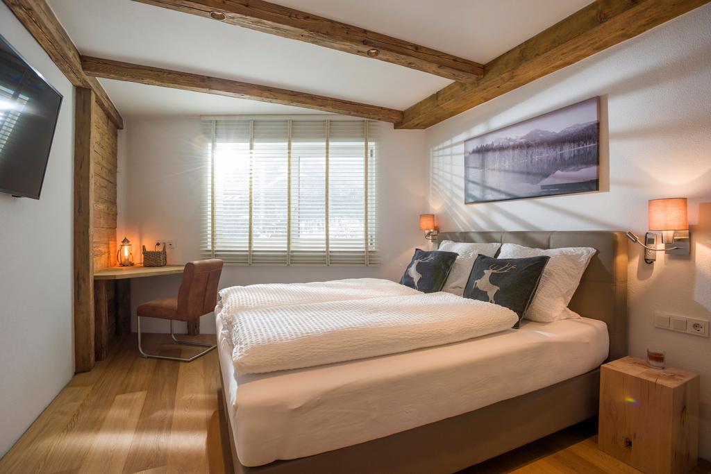 Luxus Ferienwohnung Almhuette Brixen im Thale Szoba fotó